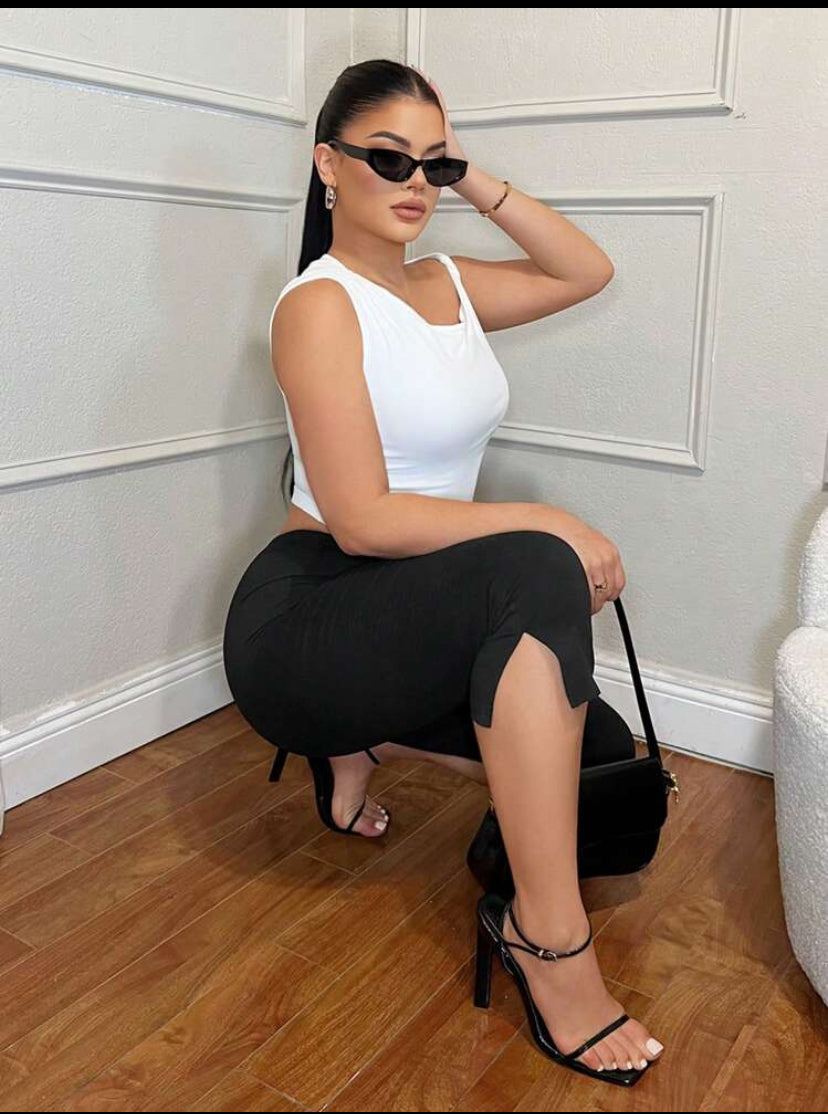 Split Hem Capri Pant