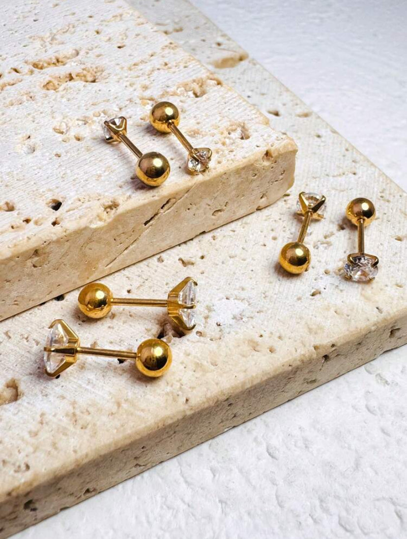 Round Zirconia Stud