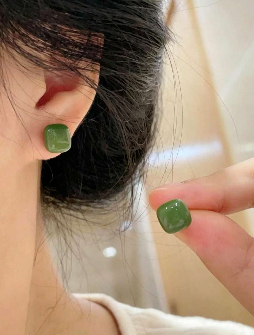Pearl Stud Earring