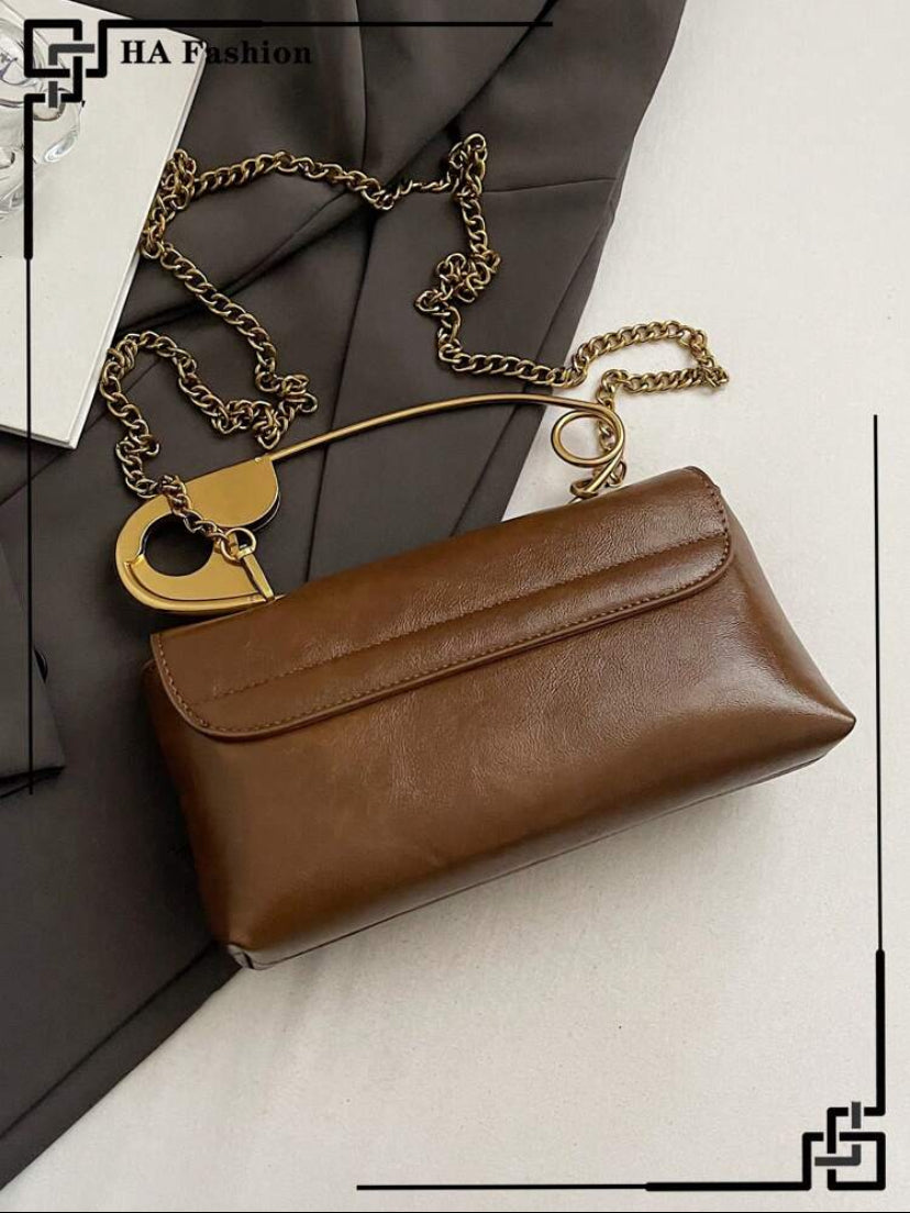 Personalized Brooch Handbag