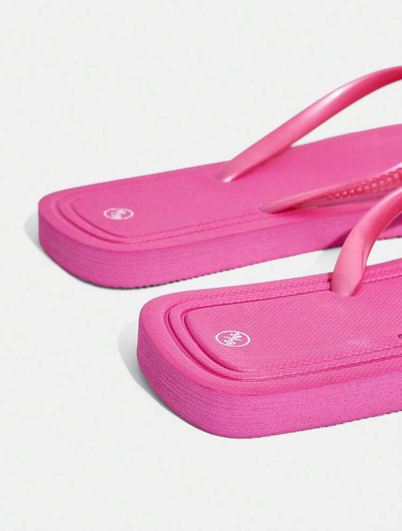 Square Flip Flops