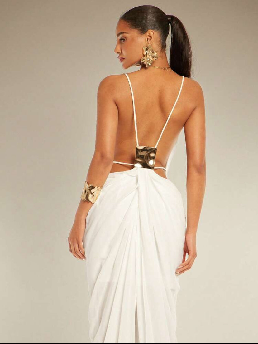 Oversized backless dress