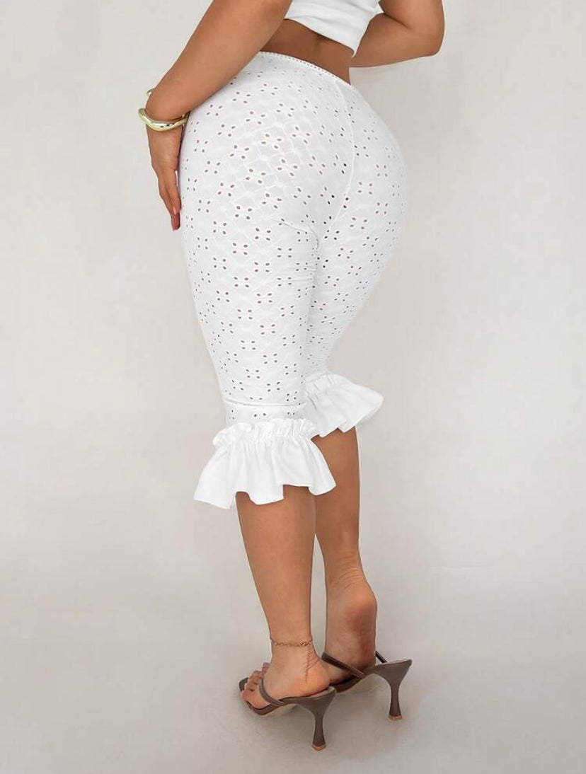 Ruffle Hem Capri Pant