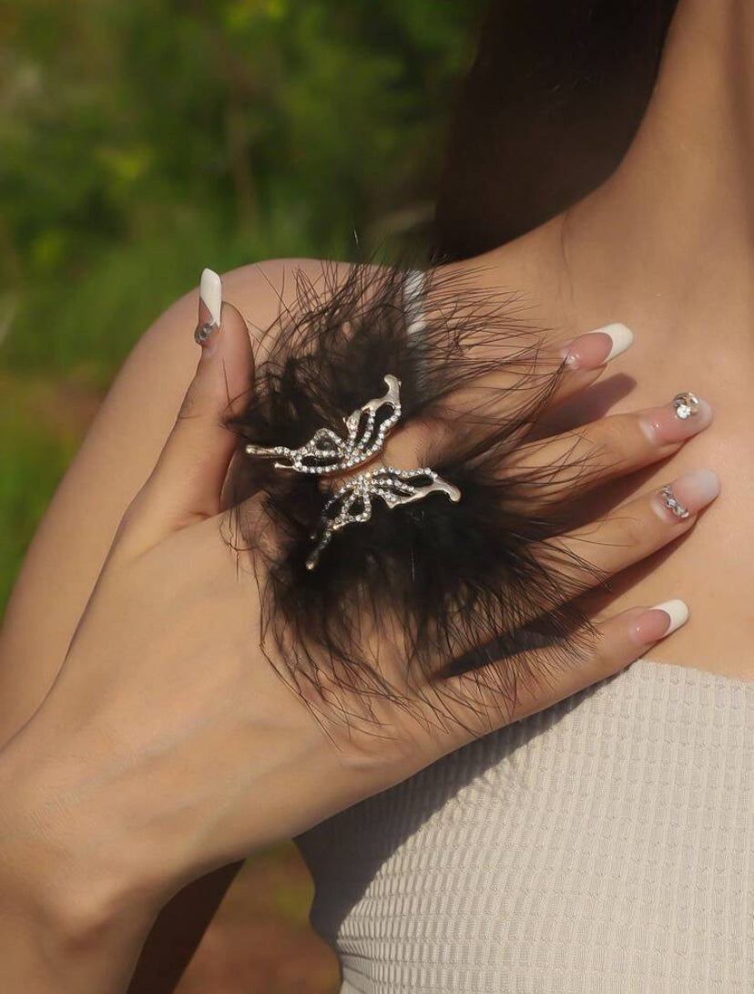 Angelic Feather Ring