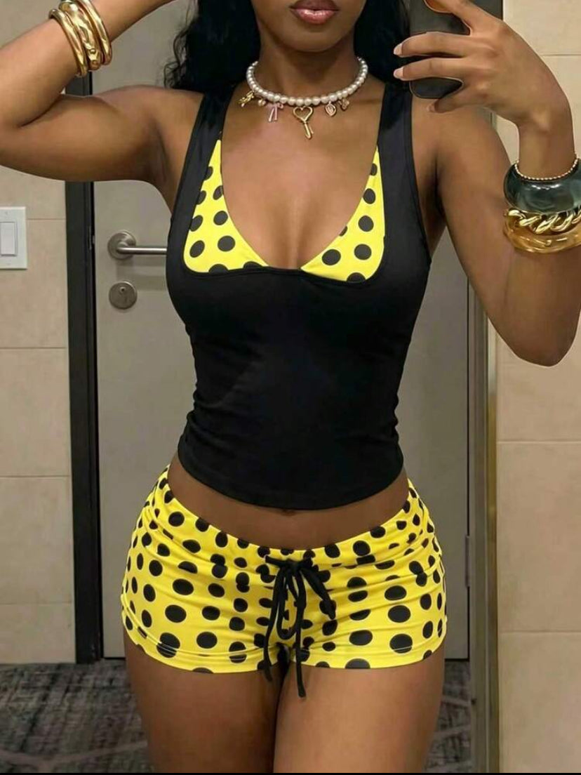 Hot Chic 2pcs