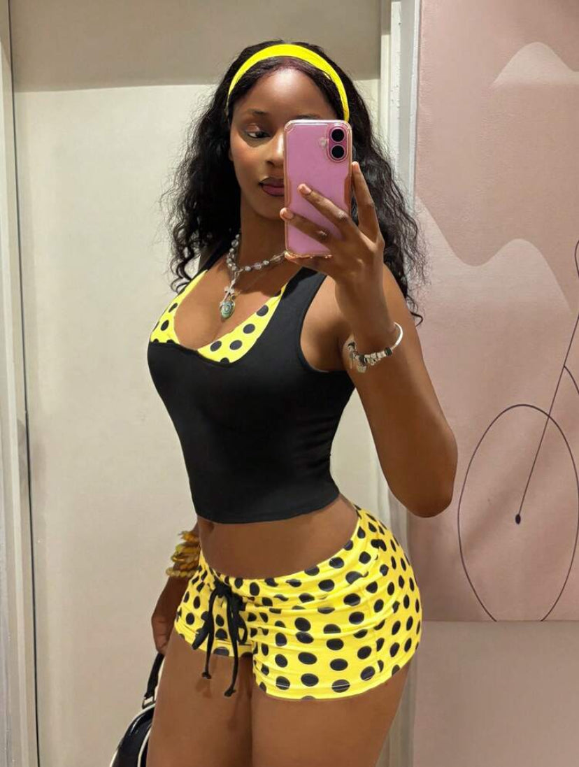 Hot Chic 2pcs